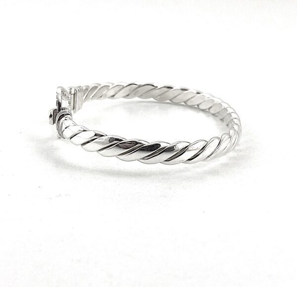 Ladies 4mm Silver Hook Bangle - Smiths Jewellers